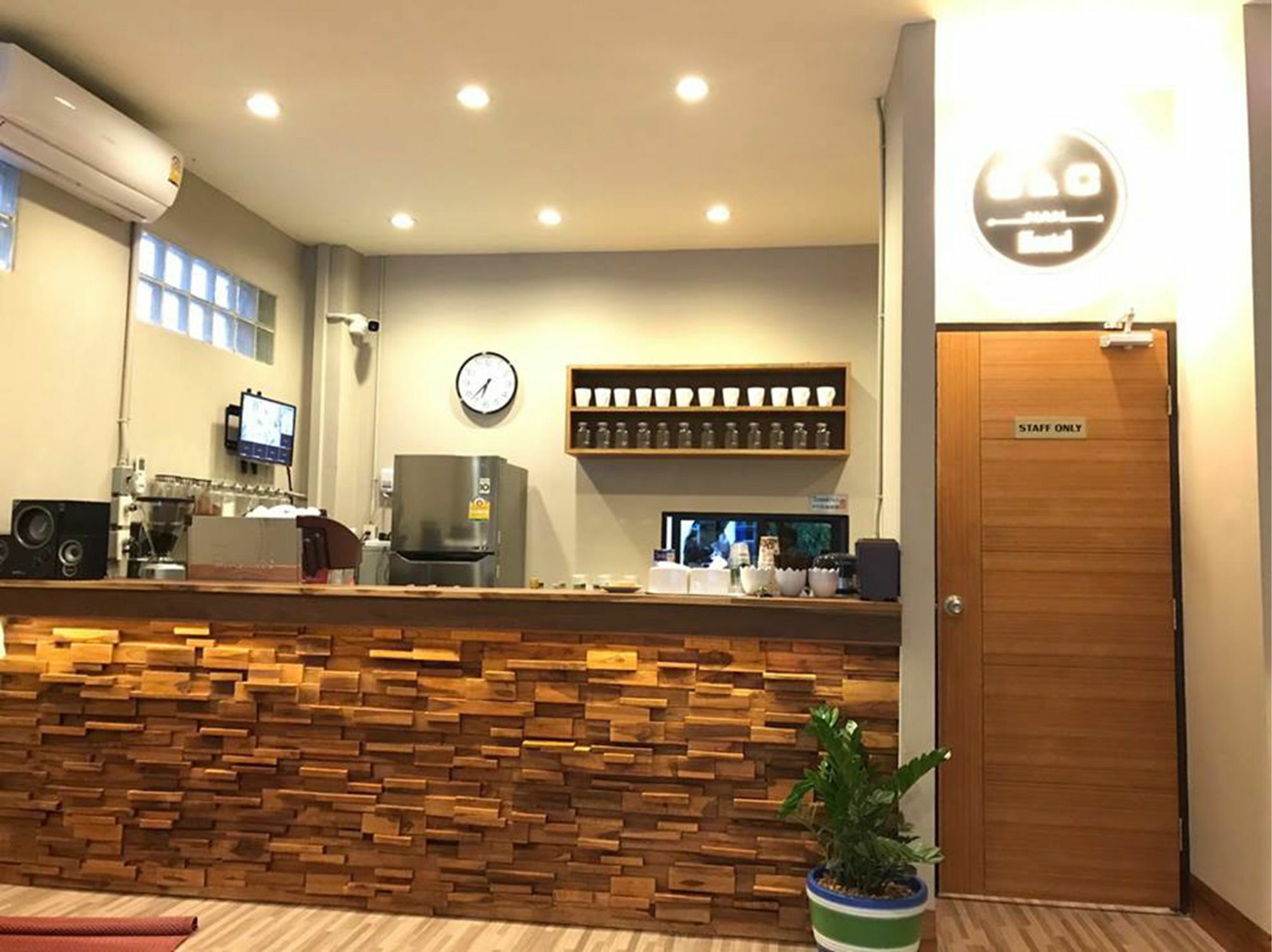 C & C Hostel Nan Extérieur photo